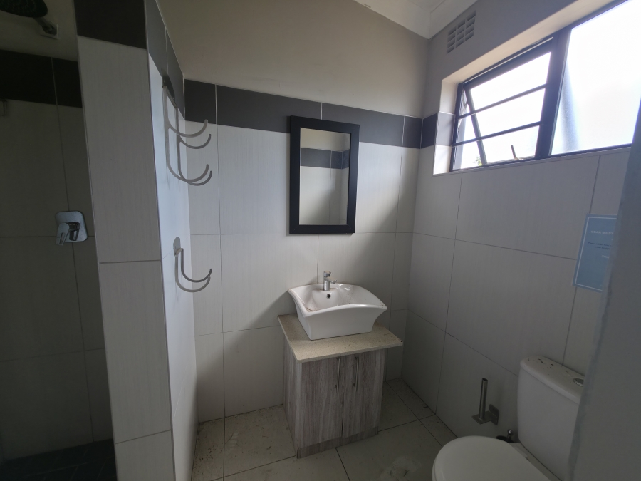 Commercial Property for Sale in Cambridge West Eastern Cape